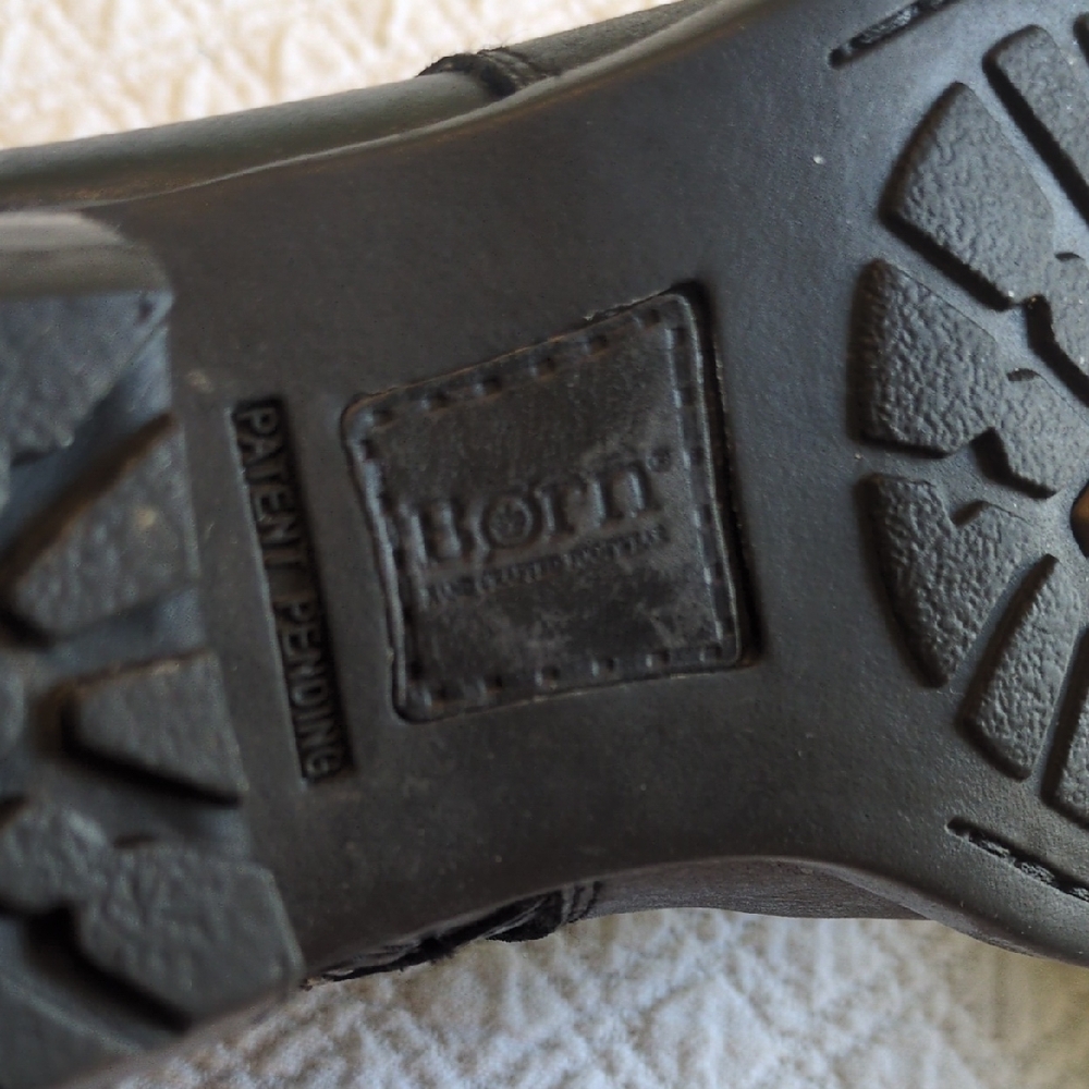 Born Black Leather Ankle Boots, Size 7.5 - Picture 7 of 8